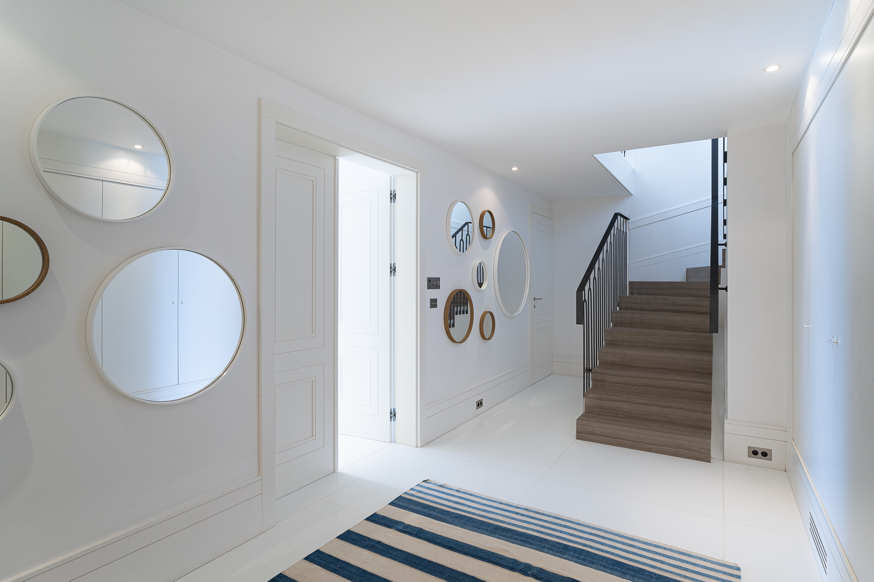Waterfront Villa — photo 12